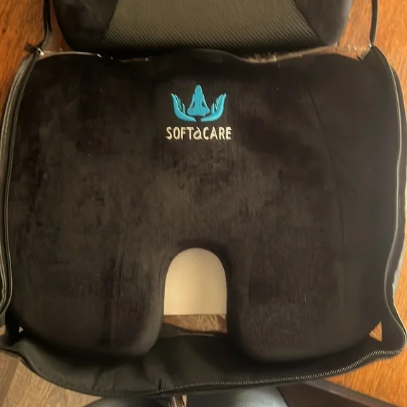 Soft Care Memory Foam Pillow - Picture 6 of 7